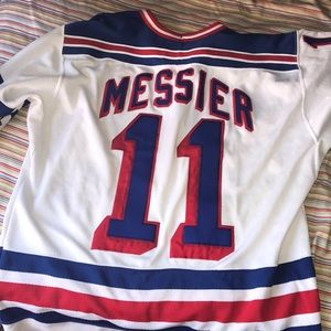 Vintage Rangers hockey jersey #11 Messier